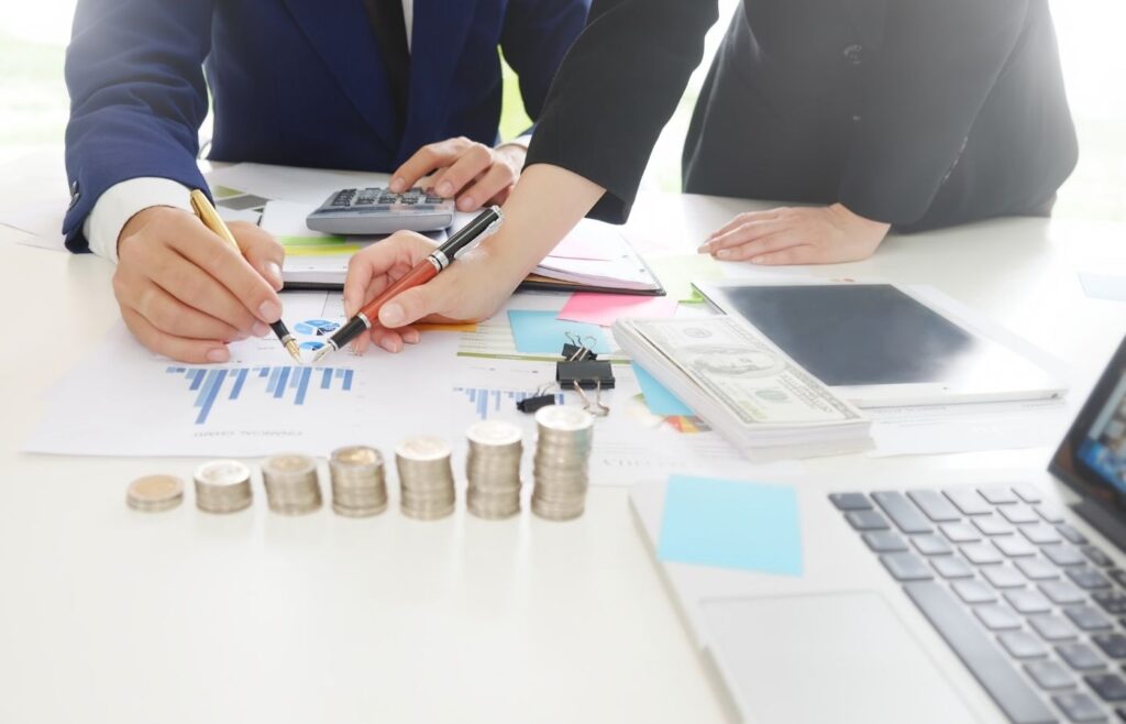 2 Finansal Yönetim Danışmanlığı: Şirketler için Kritik Stratejiler finansal yonetim danismanligi 2024